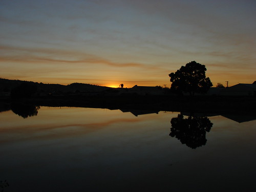 sunset reflection river geotagged dusk australia tasmania launceston 2007 geo:lat=41431715 geo:lon=147137532
