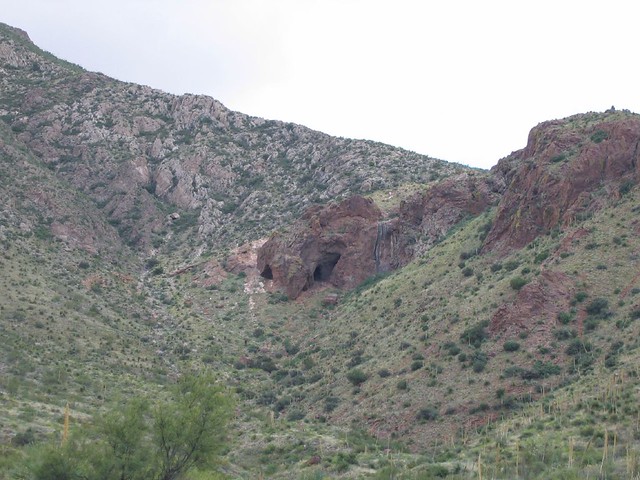 Aztec Caves in Franklin Mountains State Park (start of trail head ...