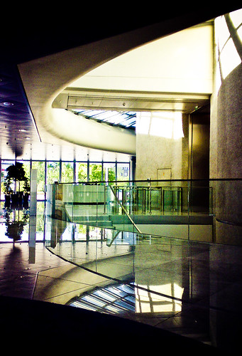 reflection work nokia waiting explore customer foyer n73 highestposition133onwednesdayseptember52007 191days