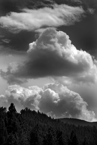 blackandwhite clouds contrast landscape montana ©tylerknottgregson