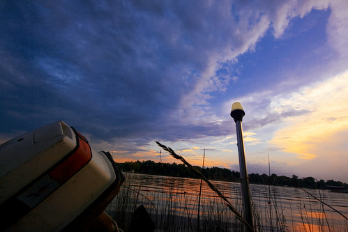 light sunset mi motor nite outboard zebragrass lakeorion