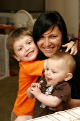 aunt megan and her two nephews    MG 2404 