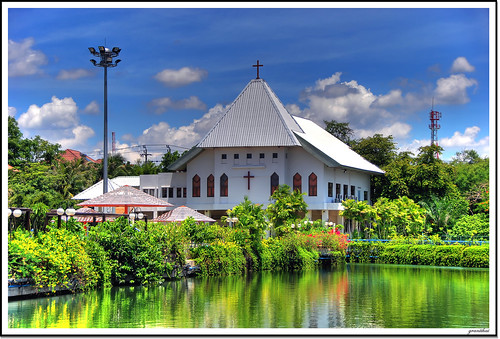 church geotagged thailand community bangkok coolest hdr nonthaburi chaengwattana 3xp 10faves d80 truetone utatafeature colorphotoaward pakkret favoritegarden geo:lat=13891536 geo:lon=1005237