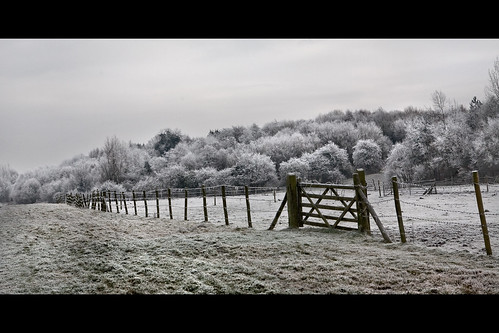 fence frost shropshire telford coalbrookdale 5d canonef2470mmf28lusm