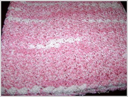 Free Crochet P
attern - Bubbles Baby Blanket from the Baby blankets