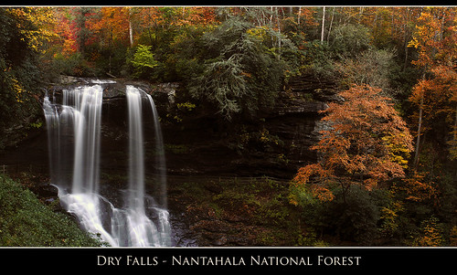 longexposure autumn fall nature water waterfall nc highlands stitch fallcolors northcarolina panoramic dryfalls hugin wondersofnature photocontestfall10