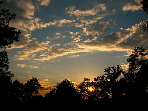 sunset sky minnesota clouds rochester quarryhill rochestermn oaksavanna