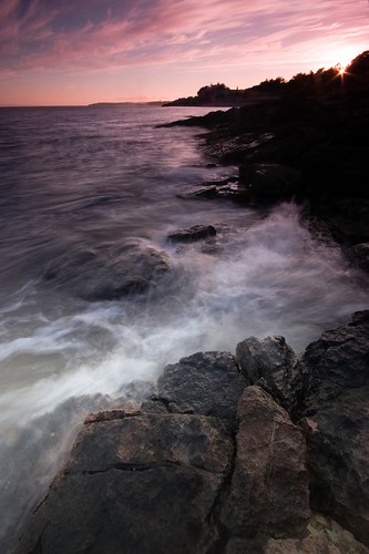 longexposure sunset sea wales geotagged coast rocks waves redsky waterblur sully stevecastle supershot geo:lat=51399835 geo:lon=3193846 wfccoastalcrawl
