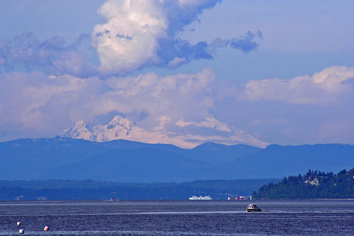 park blue sky cloud mountain snow beach nature water ferry digital canon wonder outdoors photography boat washington unitedstates northwest pugetsound imaging canonrebel olympics preserve canonrebelxt edmonds starlight snohomishcounty starlite