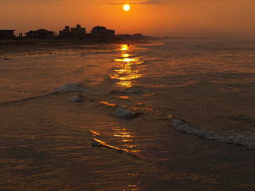 morning pakistan beach sunrise reflections golden waves coastline karachi faisal sandspit hawksbay olympuse510 faisalsaeed