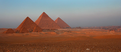 world africa travel light sunset orange sun sunrise sand glow desert pyramid plateau great egypt pyramids giza wonders ciaro aplusphoto superhearts