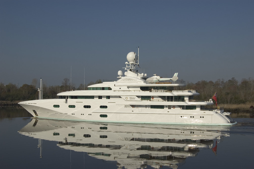 richest person yacht