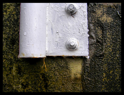 wallpaper white abstract texture closeup contrast landscape nikon paint industrial nashville tennessee feel dirty bolt weathered nut tennesee textured grungy tactile nikon3200 september2007 blogrodent richtatum lumisGallery:blog=photoblog