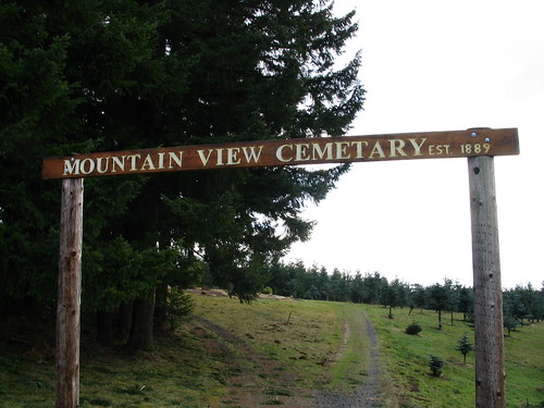 cemetery graveyard oregon mountainview tualatin cemeterygates deadmantalking