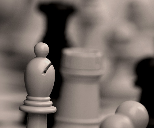 chess bishop ajedrez alfil díadelacienciaenlacalle