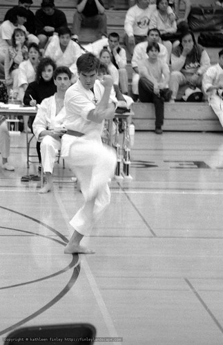 scan aoinagi karate competing in fumio demura orange coast college karate tournament us california costa mesa kodak 5053 roll b 0005.16Gray raw.png