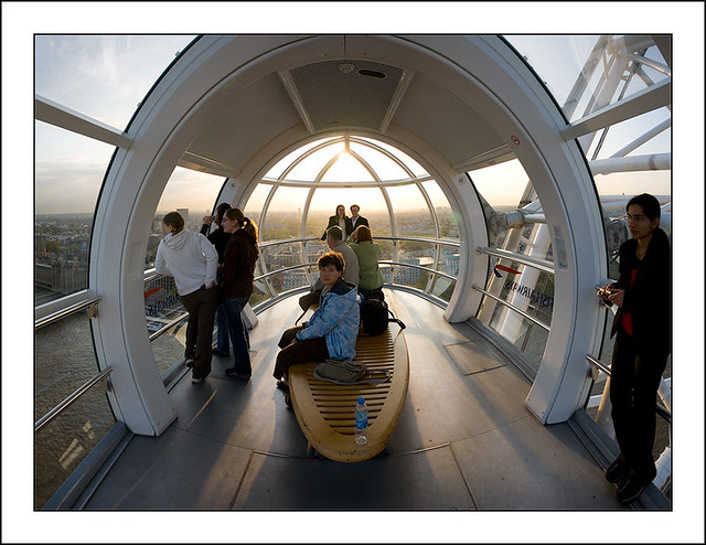 Inside London Eye's capsule - a photo on Flickriver