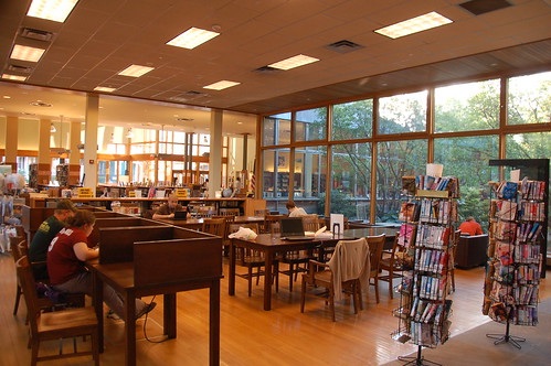 Boston Public Library, Honan Allston Branch: South side reading room