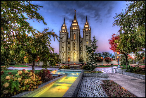 city urban usa church temple utah us unitedstates iglesia saltlakecity hdr sincity 2010 mormontemple saltlaketemple churchofjesuschristoflatterdaysaints photomatix ldstemple specialtouch platinumheartaward latterdaysaintstemple freakydeail