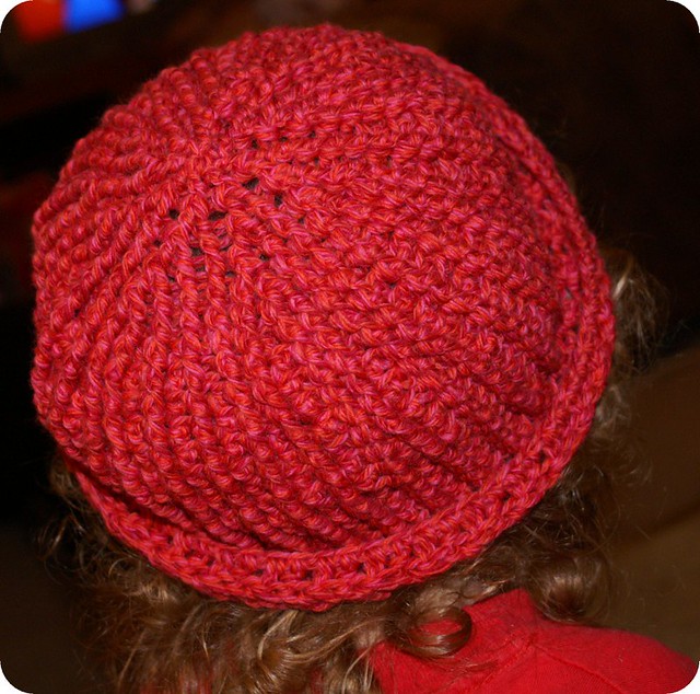 Bernat: Pattern Detail - Satin - Cable Hat (knit)