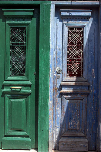 door red green doors view cyprus smorgasbord kibris girne northcyprus kyrenia currey northerncyprus grahamcurrey curreyuk peachofashot ncnorthcyprus gcuki
