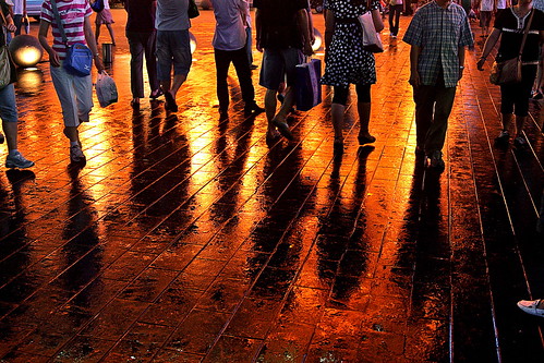 china street city light summer urban storm pee water rain night canon shanghai gods re 中国 上海 flection lifemage 400d