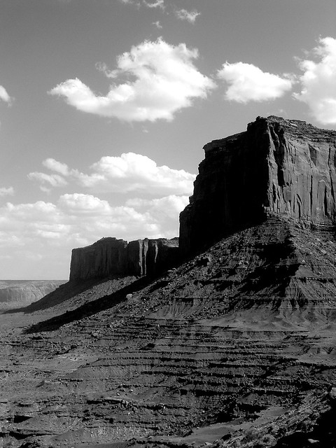 Cliffs, Monument Valley
NTP