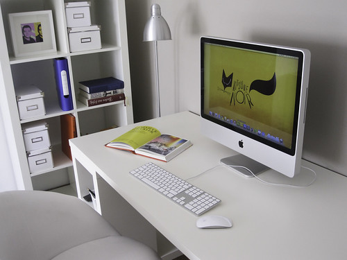 ikea apple imac desk furniture workspace minimalistic workarea schreibtisch workdesk appleimac whitefurniture imac24 appleworkspace macintoshworkspace designerworkspace