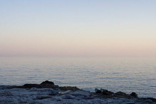 sea geotagged dusk horizon greece crete canonef35mmf2 chania roumeli agiaroumeli canoneos400d geo:lat=35229355 geo:lon=23960152 agroumeli