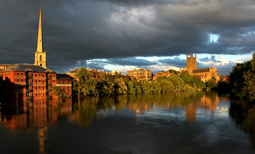 city light sunset shadow summer england sun sunlight storm reflection tower clouds buildings river dark geotagged grey evening searchthebest cathedral flood south centre quay severn worcestershire soe worcester 2007 quayside supershot platinumphoto impressedbeauty superbmasterpiece flickrdiamond geo:lat=52190963 geo:lon=2226062