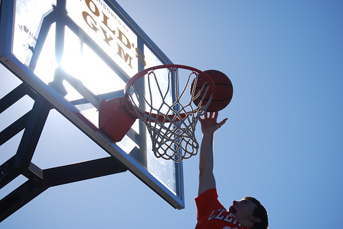 sun sunlight net college silhouette basketball hoop ball backboard jump nikon south southcarolina daily thesouth 365 everyday clemson dunk d60 nikond60 willieleejones