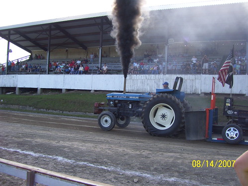 ford nh brookfield maddison tractorpull newholland 8010 maddisoncounty maddisoncountyfair kennyburkent