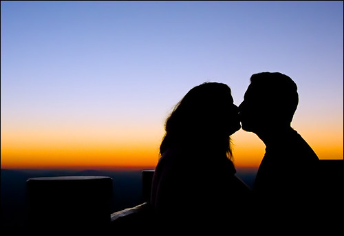 boy sunset woman man girl kiss husband romance wife arkansas sillohuette romatic aplusphoto superhearts searchandreward