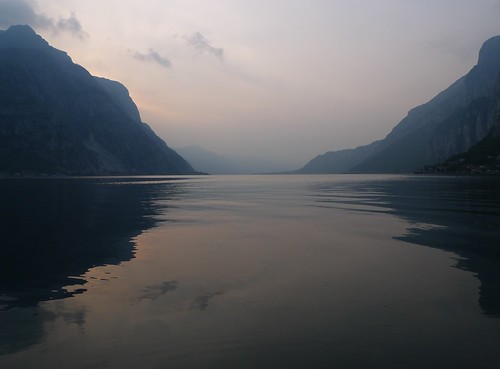 lago italia tramonto lac 24 24mm giugno acqua riflessi lombardia paesaggio lecco sera riflesso crepuscolo lario lagodilecco dlux4