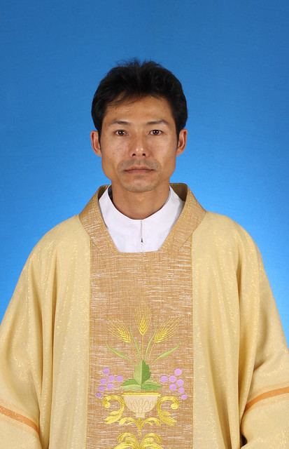 บาทหลวง อันตน ธงชัย วิวัฒน์เชาว์พันธ์ <br> Rev. Thongchai Wiwatchaopan