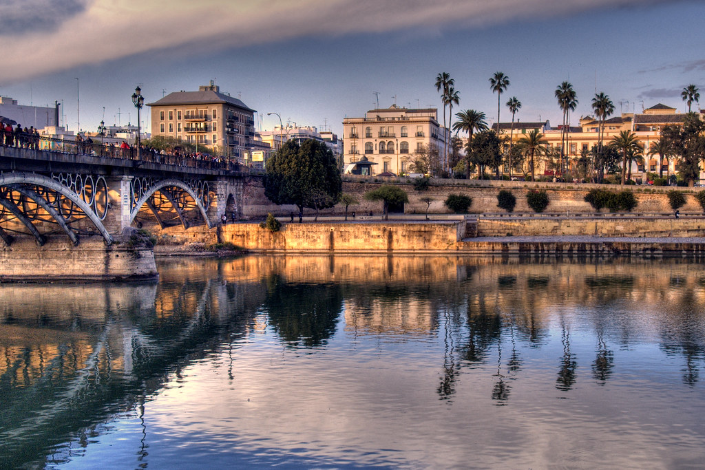 puente de Triana Sevilla