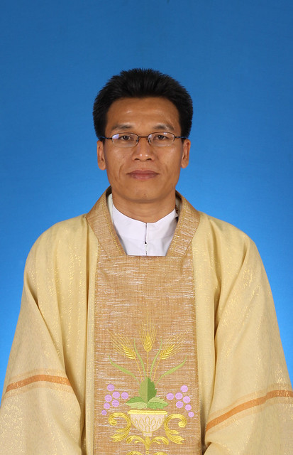 บาทหลวง ยอห์น บัปติสต์ ธรรมนูญ จินดาดุจสายชล <br> Rev. Thamanoon Jindadujsaichon