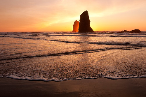 ocean sunset sea beach rock oregon gold golden wave pacificocean cannonbeach thegoldensea