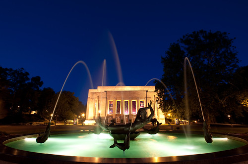 blue water fountain night lights indiana bloomington indianauniversity auditorium