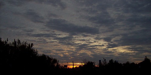 sky sun sol clouds sunrise contraluz tag1 kodak amanecer 2007 tomd nubles c643 nublano tomduca