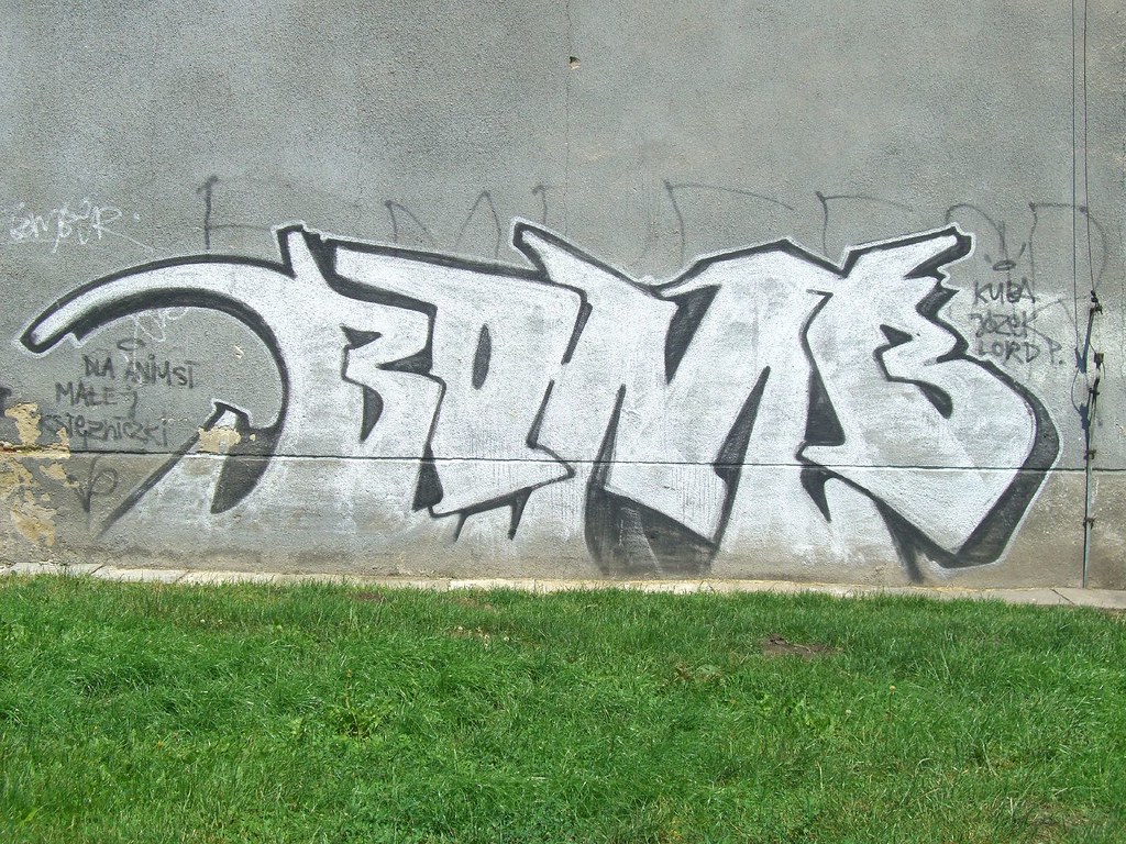 graffiti | bomb | krakow