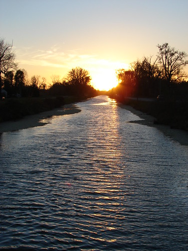 sunset rock river mississippi canal illinois horizon hennepin colona
