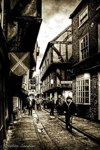 street york city uk england people bw tourism canon geotagged eos photo blackwhite europe foto image roman yorkshire fineart photograph shambles hdr highdynamicrange oldcity lightshade 2010 ancientcity tonemapped tonemapping hdrphotography handheldhdr 450d canoneos450d hdrphotographer stephencandler stephencandlerphotography spcandlerzenfoliocom