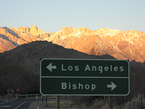 california sign lonepine us395 biggreensign ushighway ca136 californiastatehighway