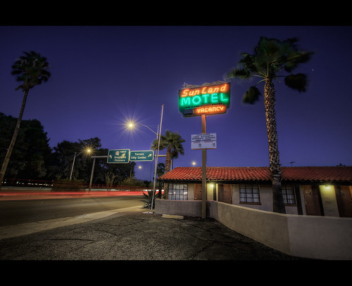 blue arizona color classic sign architecture night canon photography iso100 neon tucson miracle sigma motel hour nik 1020mm f8 hdr mile 1949 route80 blend sunland route89 photomatix spanishrevival efex t1i