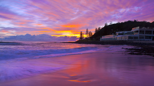 beach sunrise pacific australia queensland bod burleighheads