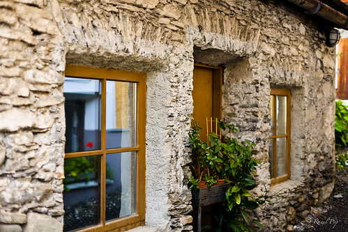 door autumn houses windows plants fall stone architecture canon buildings austria flickr seasons small rustic arts structures smugmug osttirol canoneos5d googlephotos matreiio