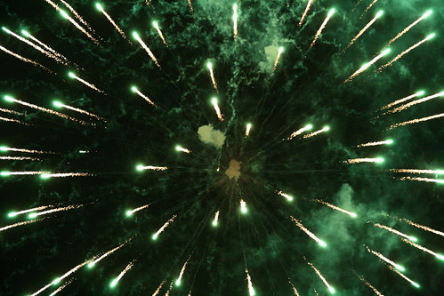 canon eos photo spain fiesta fireworks feria verano caramba secadero xti ipernity 400d canoneos400d deits canonef70300mmf4556doisusm feriasecadero2007