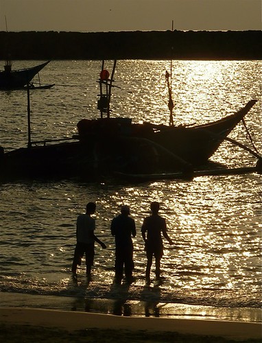 sunset sea beach silhouette fishing laut sri lanka fisher matahari ambalangoda nelayan terbenam earthasia
