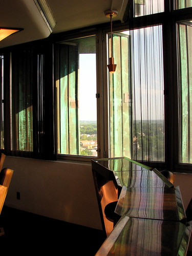 oklahoma architecture restaurant view roadtrip franklloydwright copper bartlesville innatpricetower